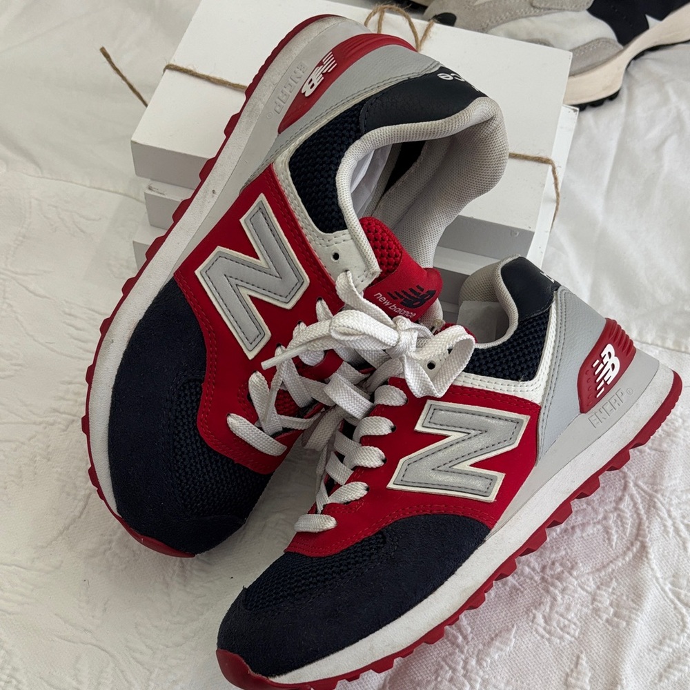 New Balance 574 'Eclipse Red' - Picture 4 of 5